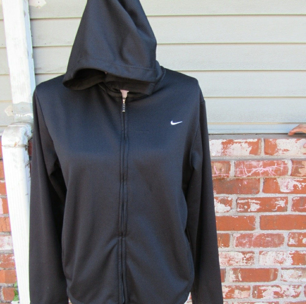 Nike sweater for women large
